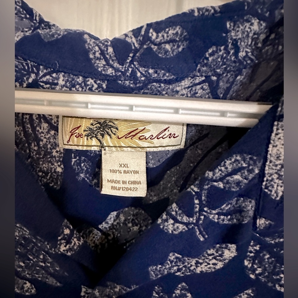 Joe Marlin XXL Men’s untucked wear casual shirt.